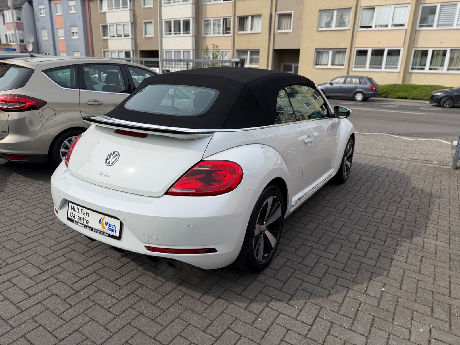 Volkswagen Beetle Cabrio R-Line*NAVI*DAB*TEMPO*XENON*DSG foto 12