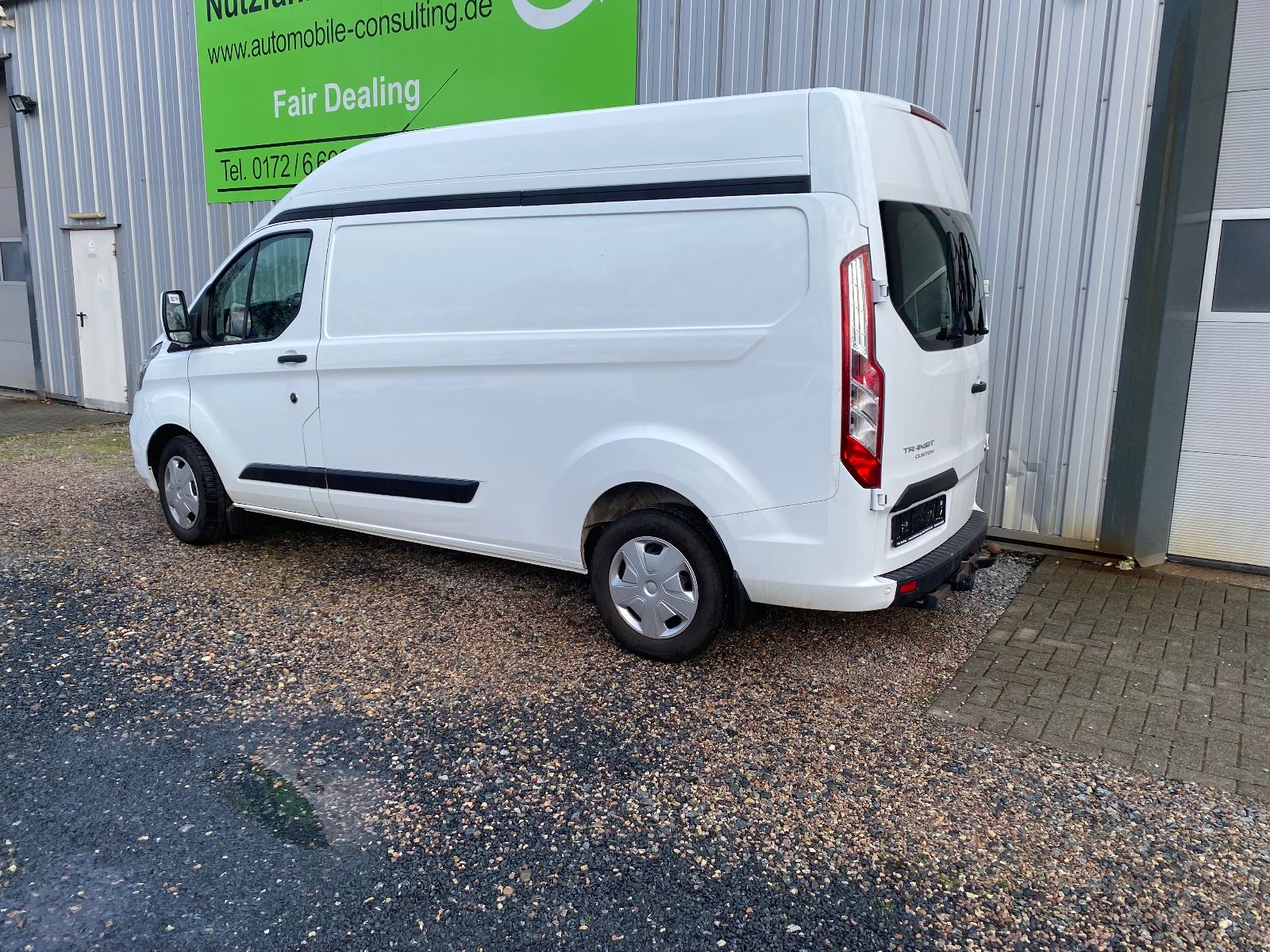 Fahrzeugabbildung Ford Transit Custom Kasten340 L2Trend,1Hd,AHK,38354Km