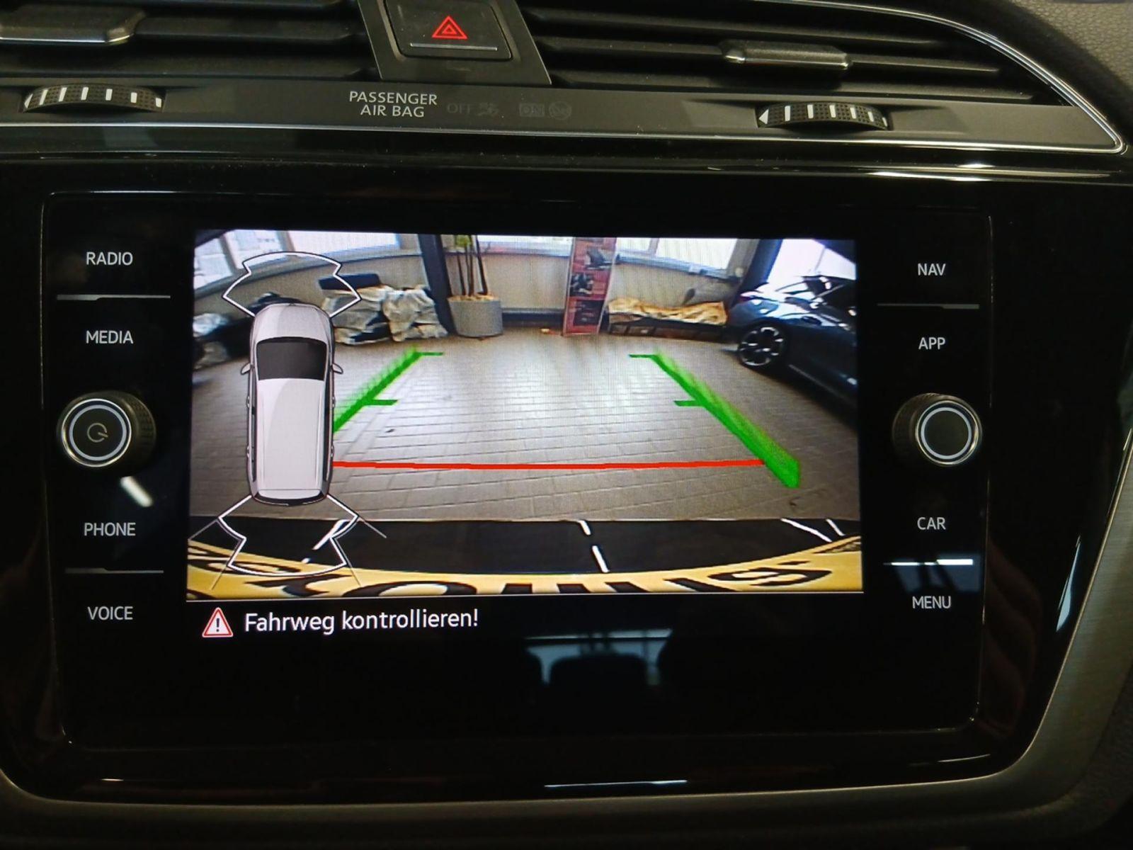 Volkswagen Touran 1.5 TSI Comfortline DSG *7-Sitzer*R-CAM*, миниатюра 13