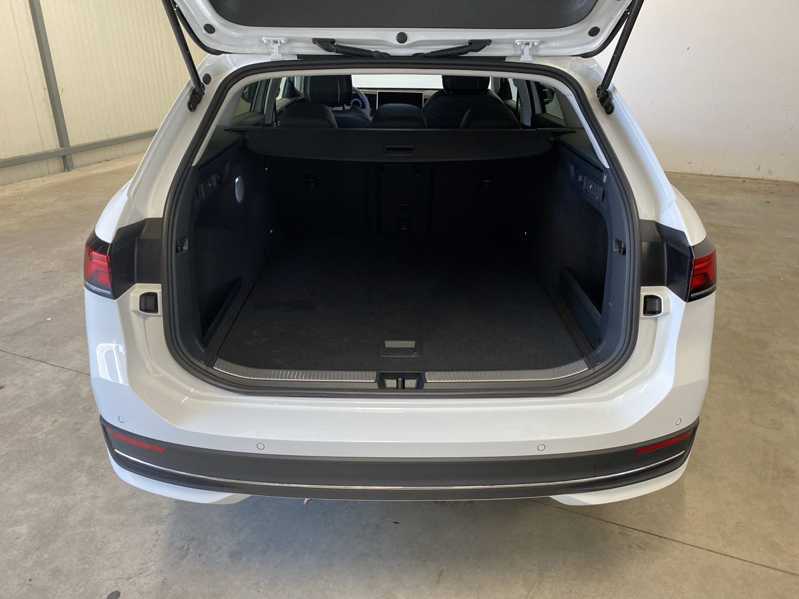 Volkswagen Passat - Bild 9