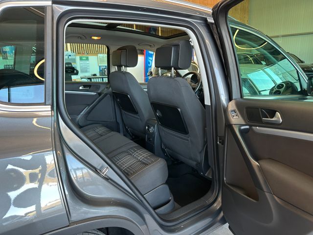 Volkswagen Tiguan Lounge Sport & Style BMT *1.HAND*PANO*KAM