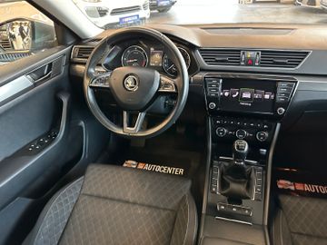 MYAUTOCENTER – Gebraucht- und Jahreswagen mit Werkstattservice in Pfaffenhofen Skoda Superb Combi Style *Bi Xenon*Klima*ACC*