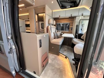 HYMER  ERIBA  HYMERCAR Yellowstone 640 4t AHK SOLAR 