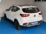 MG ZS EV Luxury 45 kWh PANO/NAV/Klima/CAM/SHZ/PDC - MG ZS Gebrauchtwagen in München