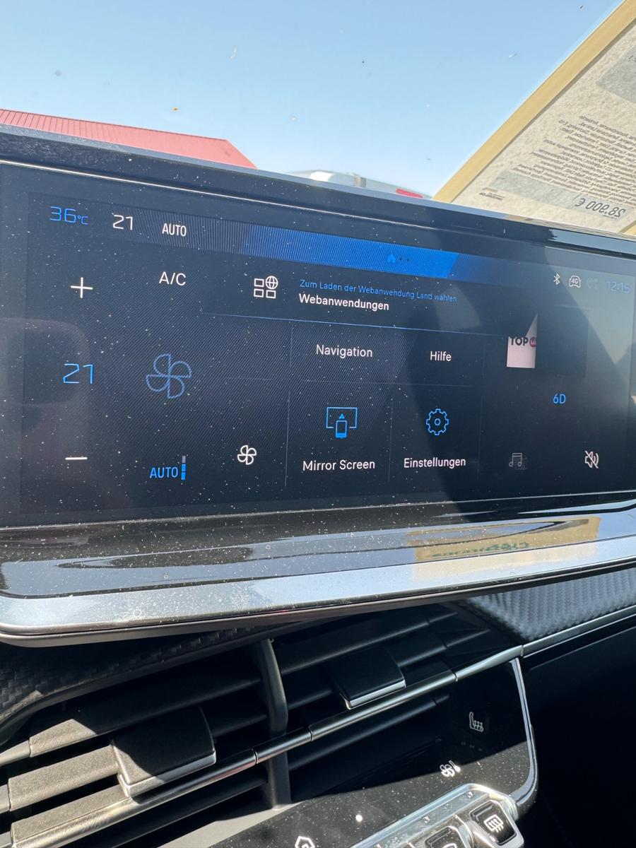 Peugeot 2008 Hybrid 145 GT, ACC, Navi