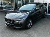Maserati Levante Q4 Voll Voll  2.Hand Scheckheft - Maserati mit Diesel-Antrieb: Geländewagen, Automatik