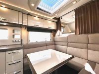 Phoenix MaXi-Alkoven 8300 LX -Festtank WC (9/19)