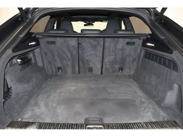 Audi Q8 - 6