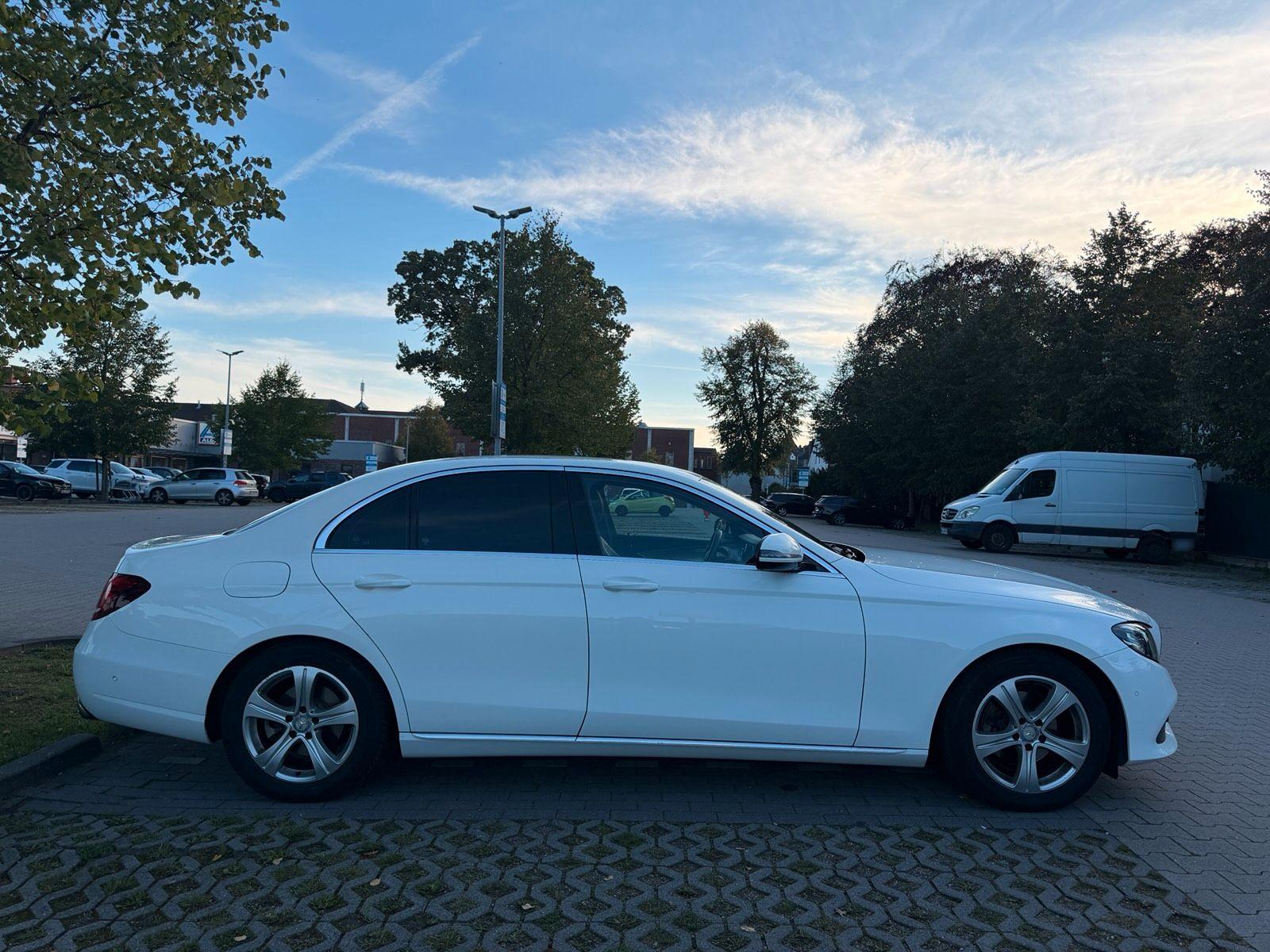 Mercedes-Benz E 200