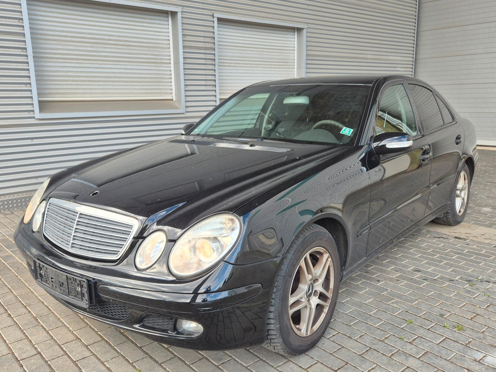 Mercedes-Benz E 220 CDI CLASSIC SHZ TEMPOMAT AHK TÜV