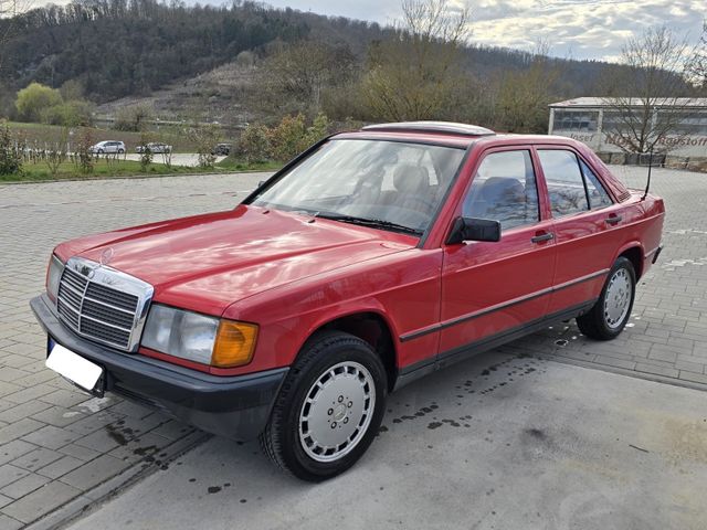 Mercedes-Benz 190 E