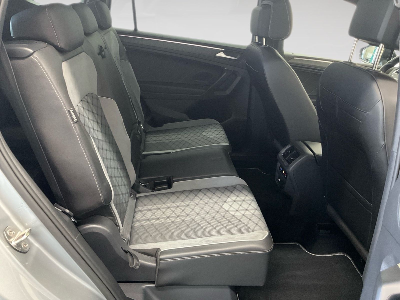 Volkswagen Tiguan Allspace - Bild 10