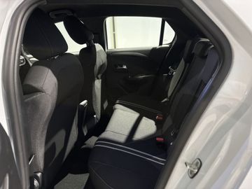 Fotografie 12 des Opel Corsa 1.2 Direct Injection Turbo GS