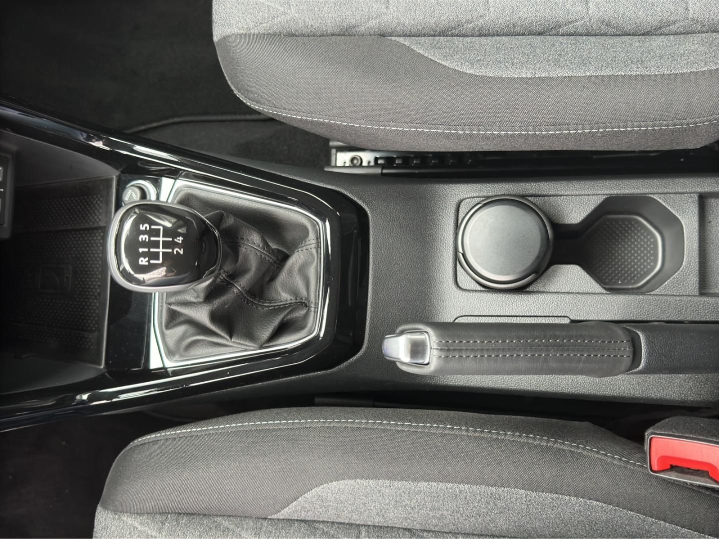 Fahrzeugabbildung Volkswagen T-Cross MOVE MOVE 1.0 TSI,Rück-Kamera,ACC,Navi,S