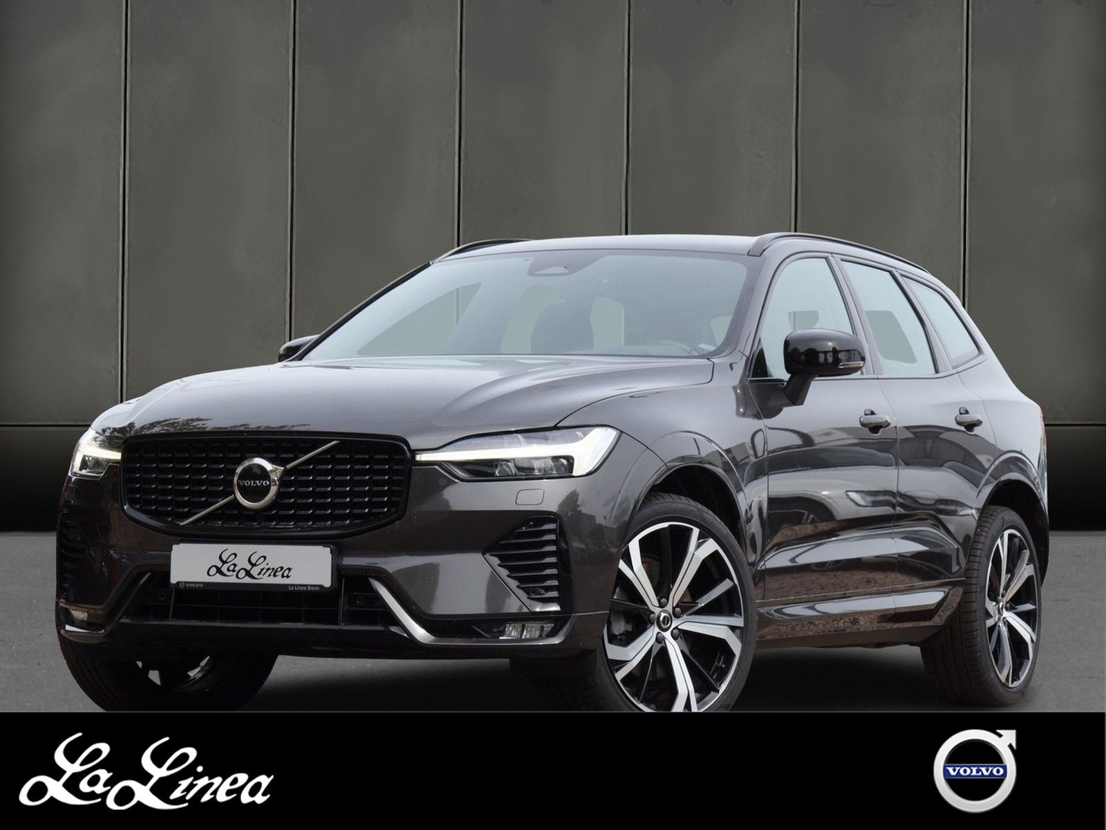Volvo XC60 B4 Diesel Plus Dark AWD Aut. Navi*PDC*LED