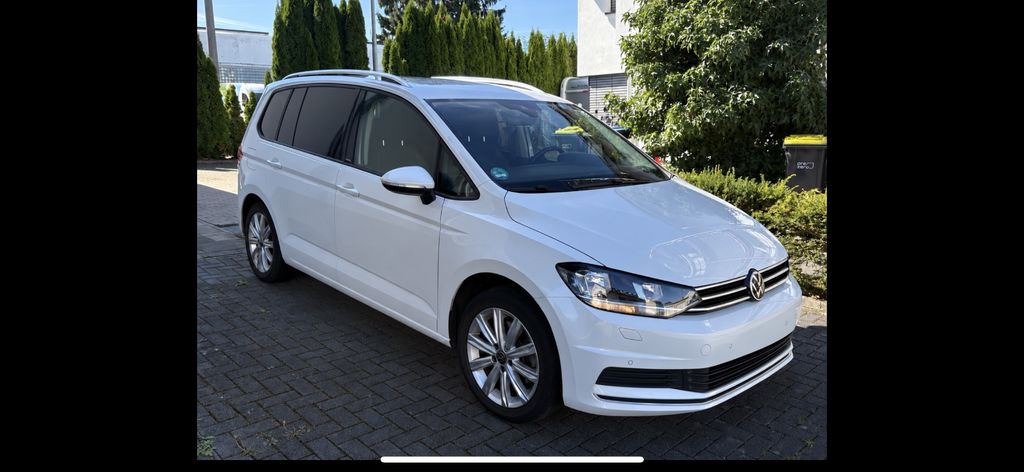 Image of Volkswagen Touran