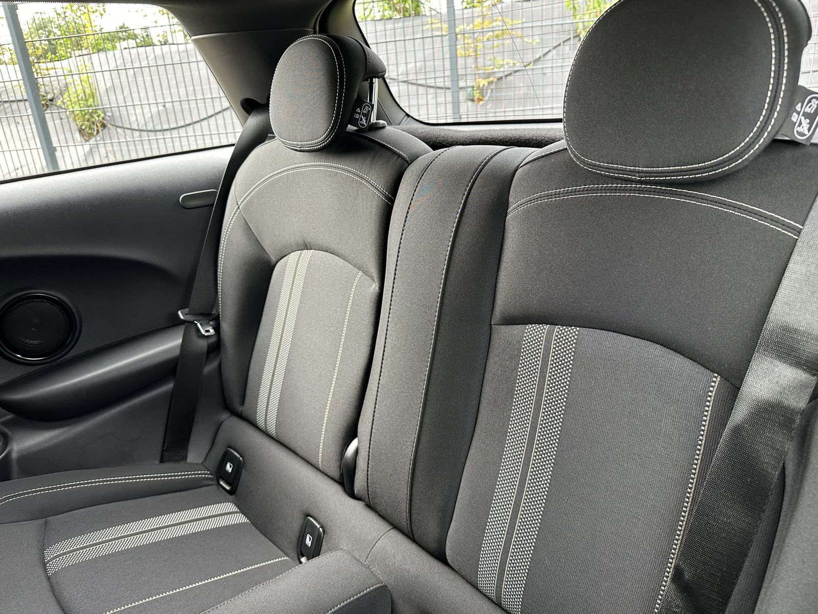 Fahrzeugabbildung MINI John Cooper Works Sport-Aut. NAV+LED+KAM+ACC+VC