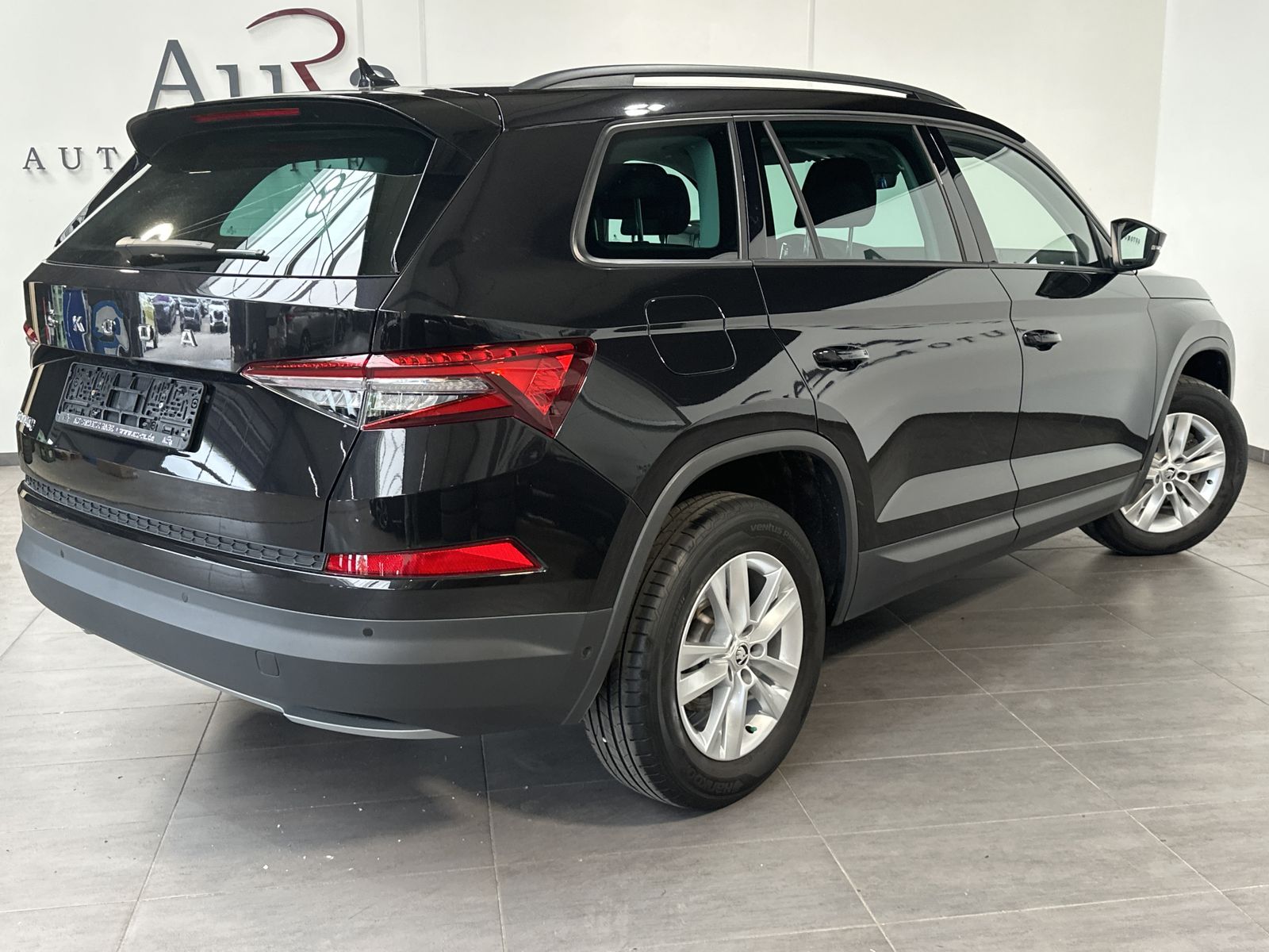 Fahrzeugabbildung SKODA Kodiaq Ambition NAV+LED+ACC+AHK+KAMERA+CARPLAY