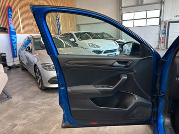 Volkswagen T-Roc Style *Navi*Sitzh*Sport*Spurhalte*