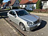 Mercedes-Benz C 320 CDI AVANTGARDE Avantgarde Leder Navi Xenon - Mercedes-Benz C 320 in Duisburg