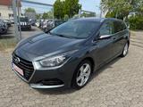 Hyundai i40 cw blue Premium*Bi-Xenon*Leder*Navi*Kamera* - Hyundai i40 Premium mit Diesel-Antrieb