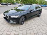 Volvo V60 T5 AHK Pano HUD StHzg Massage uvm - Volvo V60 in Braunschweig