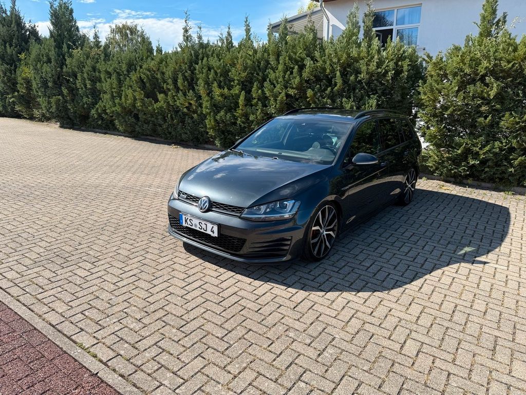 Image of Volkswagen Golf