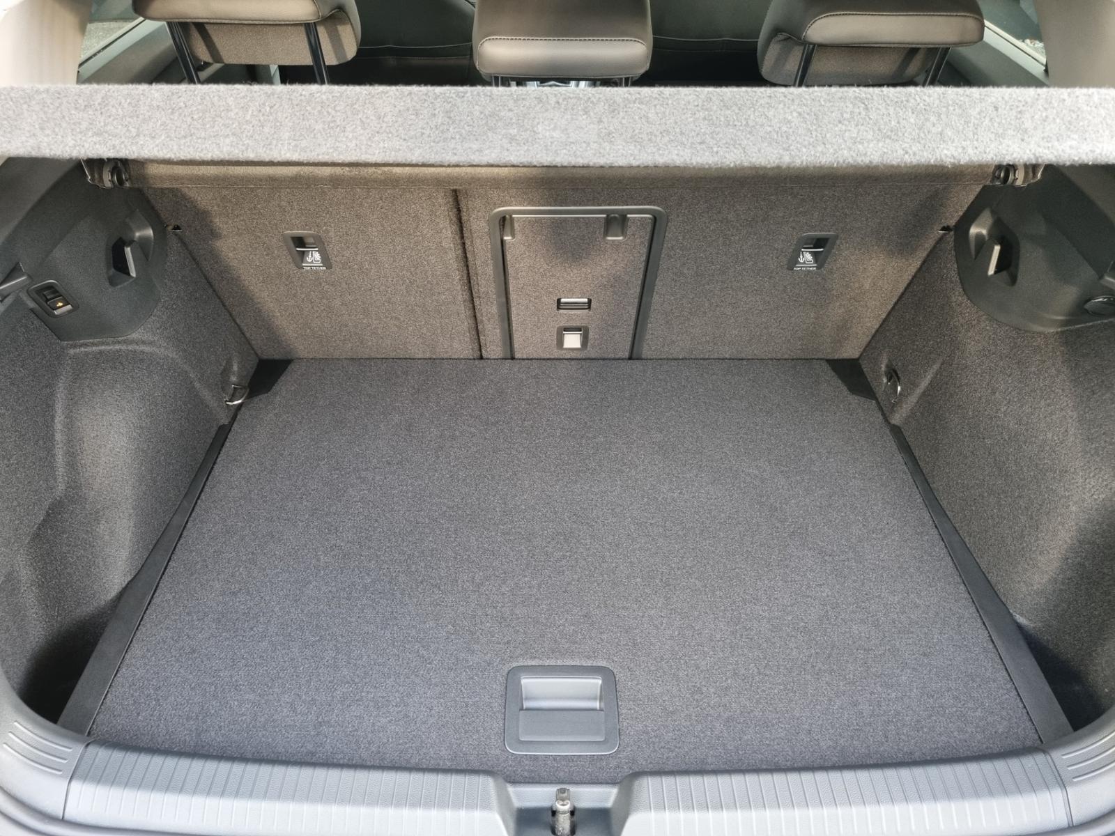 Volkswagen Golf 1.5 TSI Life + AHK + 5J.Garantie, миниатюра 27