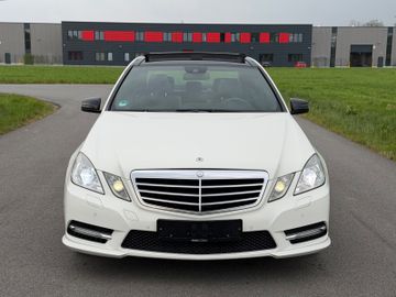 Mercedes E 200 - 2