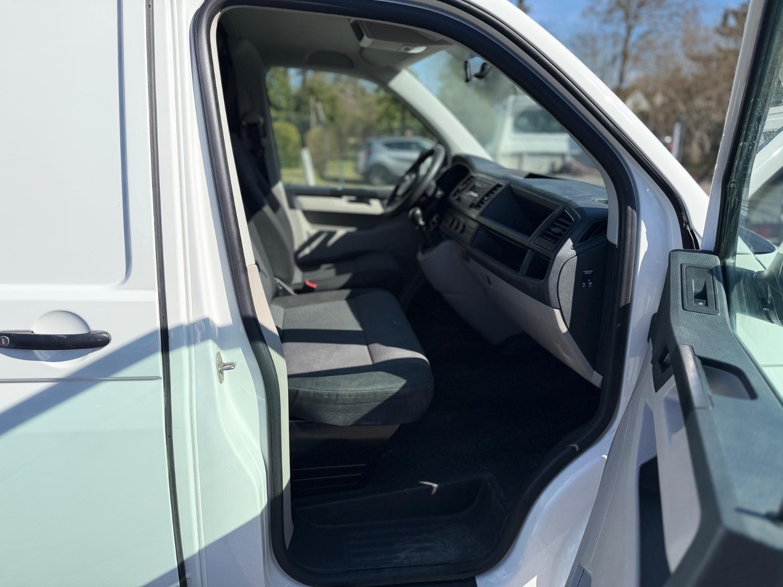 VOLKSWAGEN T6 TRANSPORTER 2.0 TDI 102CH - BVM - CT RECENT - 94.000 KMS