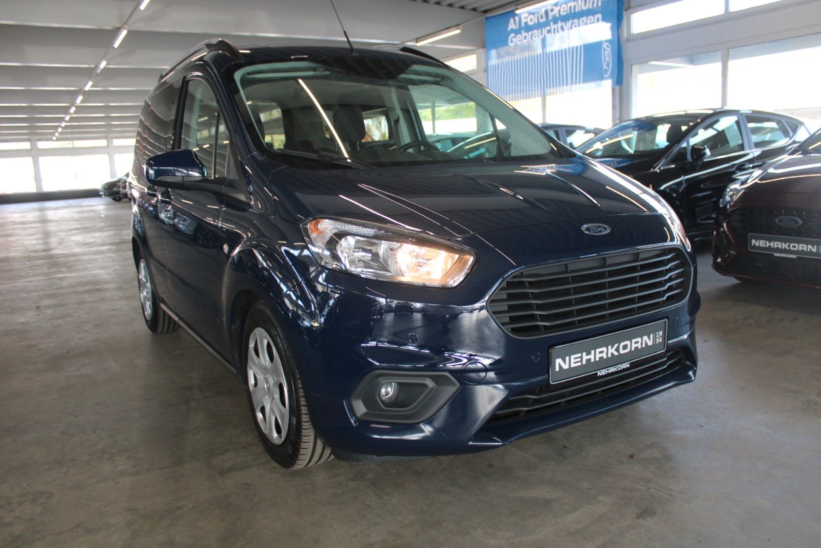 Fahrzeugabbildung Ford Tourneo Courier 1.5 TDCi Trend AHK KLIMA WinterP