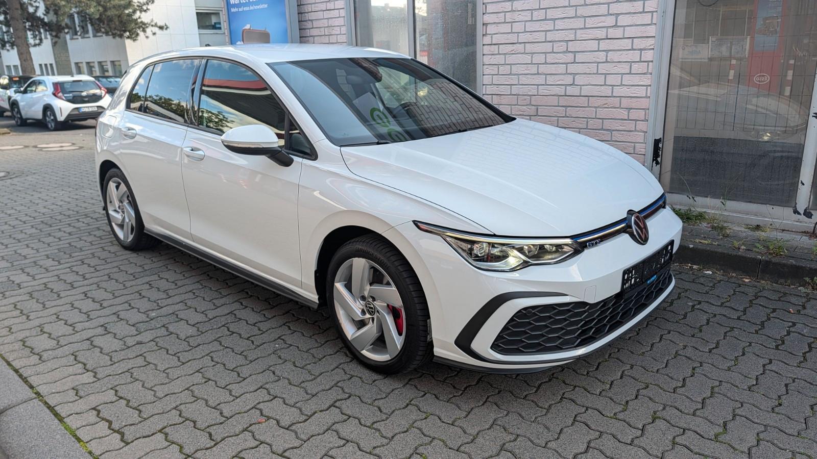 Volkswagen Golf VIII Lim.GTE eHybrid/AmbienteLi30/LEDPlus/