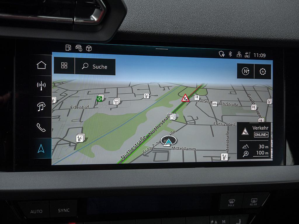 Audi A3 Limousine 30 TFSI PDC SHZ KAMERA NAVI AHK ACC, миниатюра 9