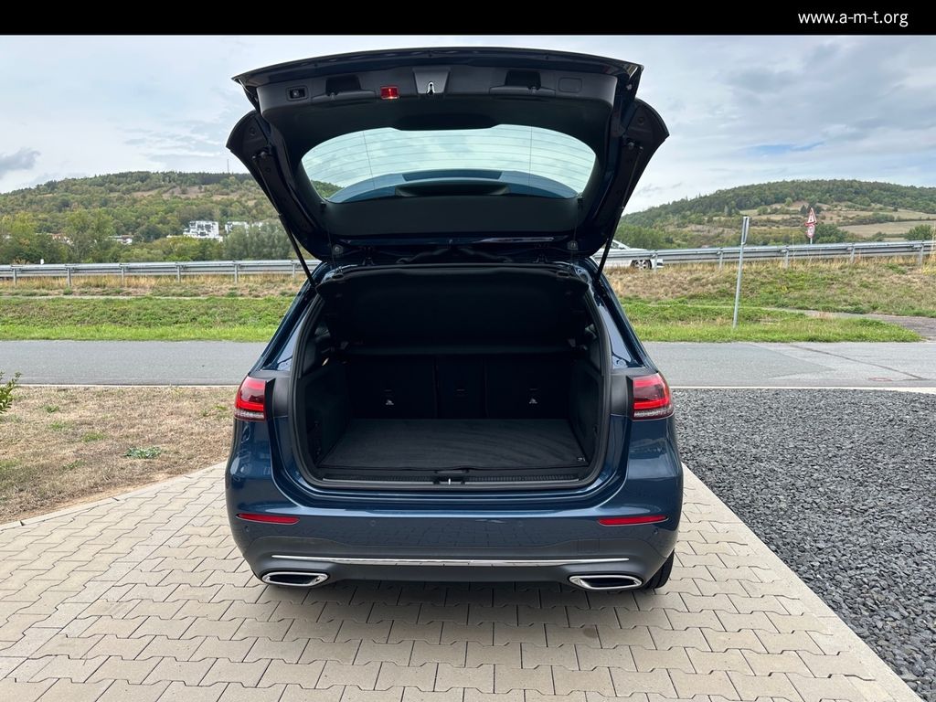 MERCEDES-BENZ B 200