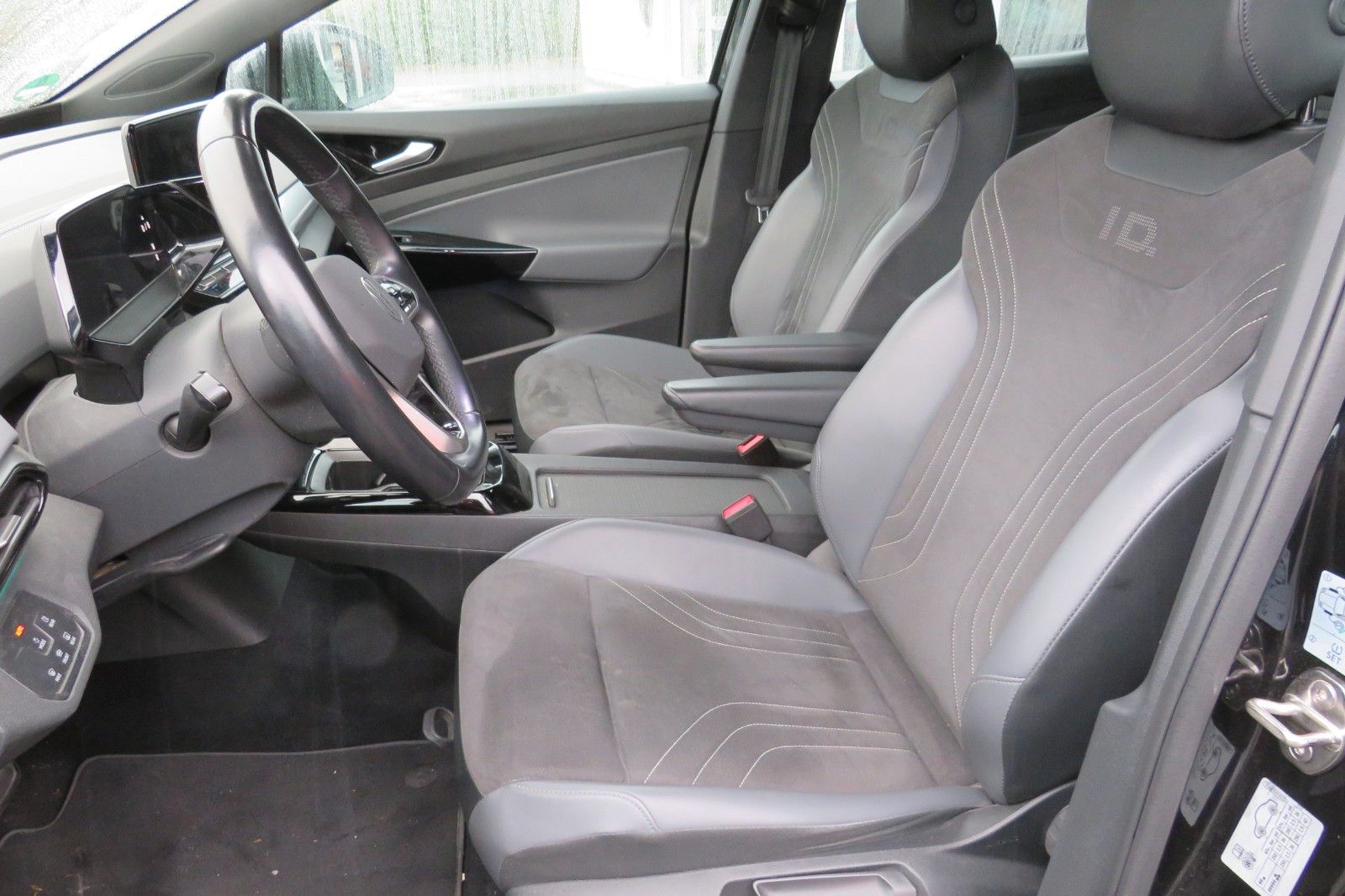 Fahrzeugabbildung Volkswagen ID.5 Pro 128 kW ASSISTENT-PAKET ACC AHK SITZH
