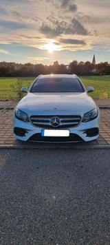 Mercedes-Benz AMG Line | Multibeam | Distronic | HUD | AHK - Mercedes-Benz E 220 mit Diesel-Antrieb: Head-Up Display