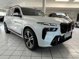 BMW X7 xDrive 40d M-Sport Pano-SKY*SOFT*STHZG*360°* - BMW X7 in Berlin