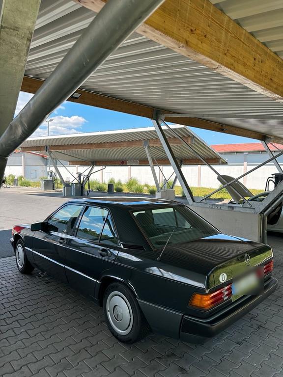 Mercedes-Benz 190