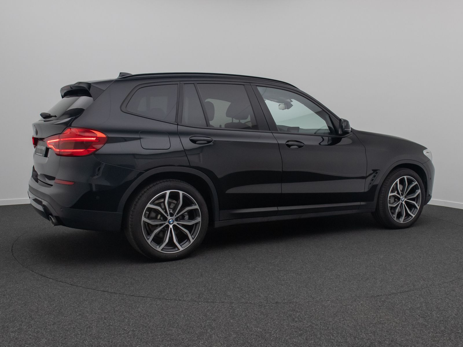 Fahrzeugabbildung BMW X3 xD30d Kamera HUD HiFi DisplKey Komfort 20Zoll
