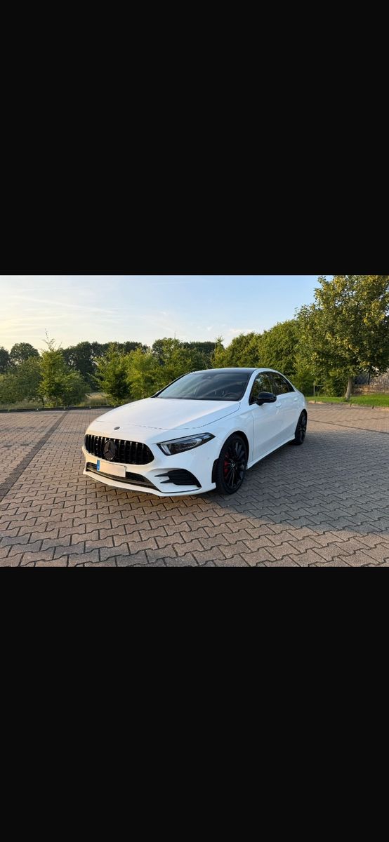 MERCEDES-BENZ A 35 AMG Mercedes 4MATIC DCT
