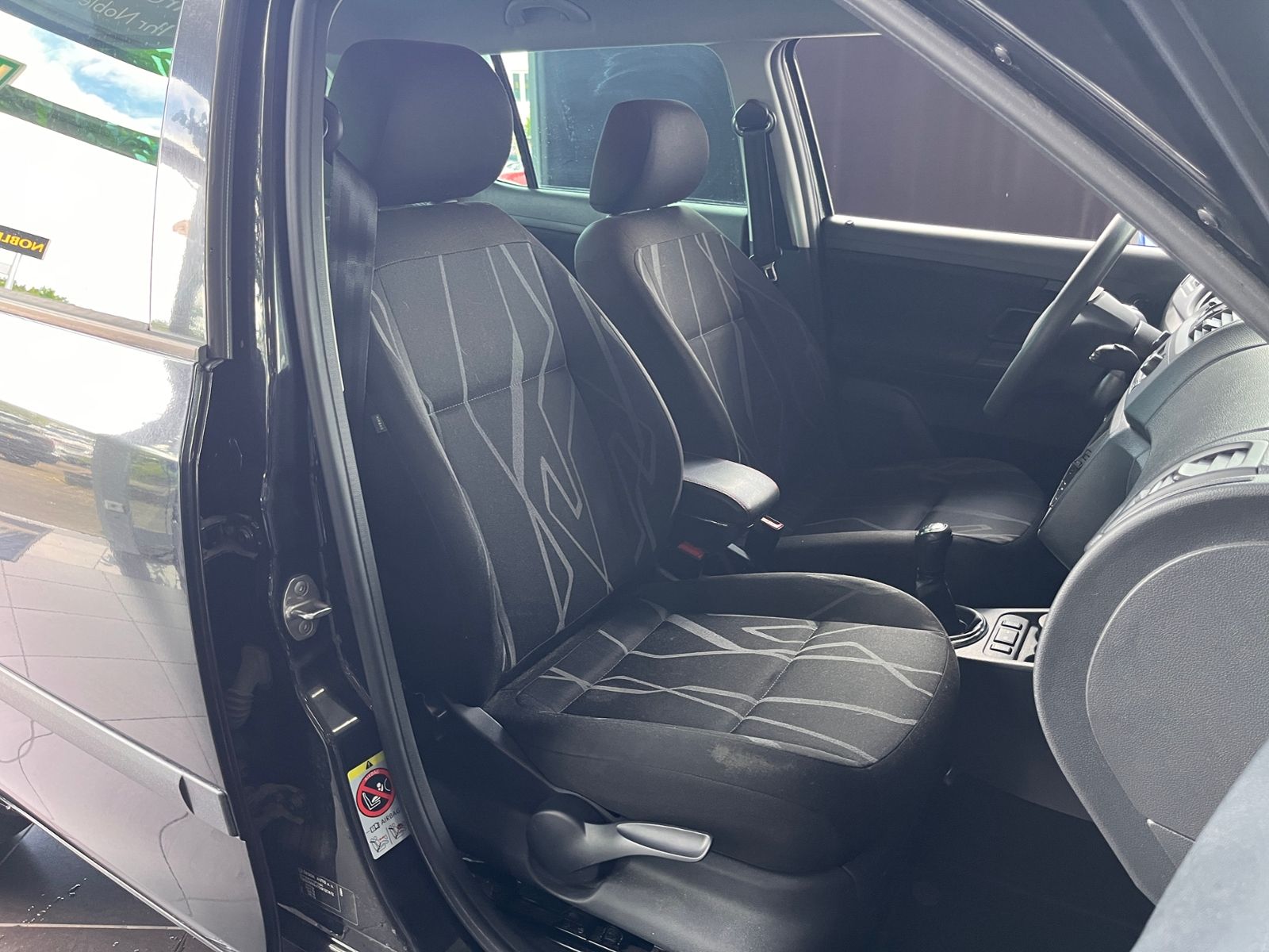 Fahrzeugabbildung SKODA Fabia TSI Fresh SHZ KLIMA ALU