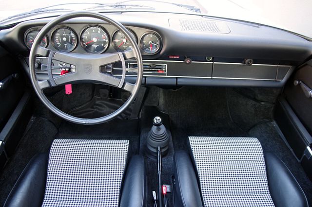 Porsche 911 T Coupé im Erstlack, Motorumbau 2.8 RSR