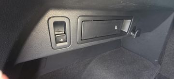 Volkswagen Tiguan - 12