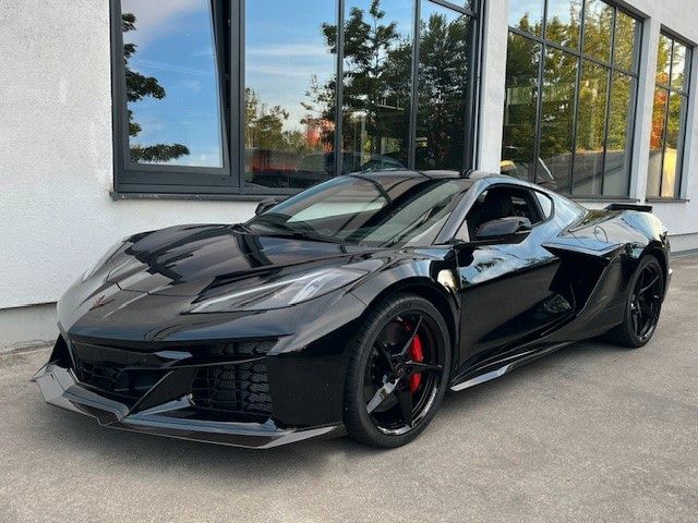 Corvette C8 Coupe E-Ray 3LZ Werksgarantie