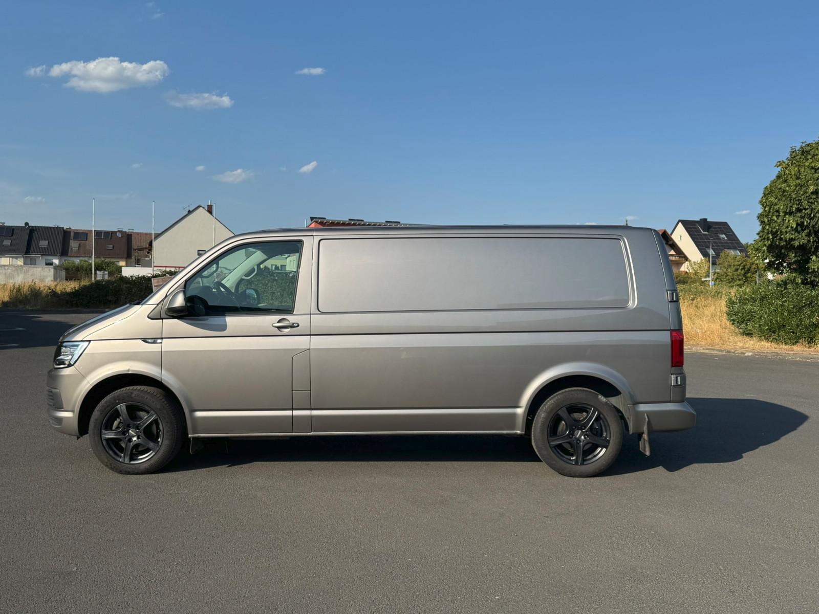Volkswagen T6 Transporter Kasten L2 Led Navi AHK DSG