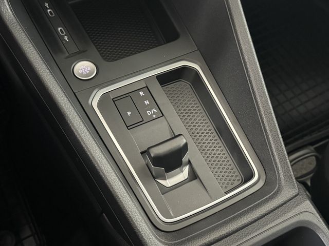 Volkswagen Caddy Maxi 1.5TSI DSG STYLE LED ACC KAMERA AHK