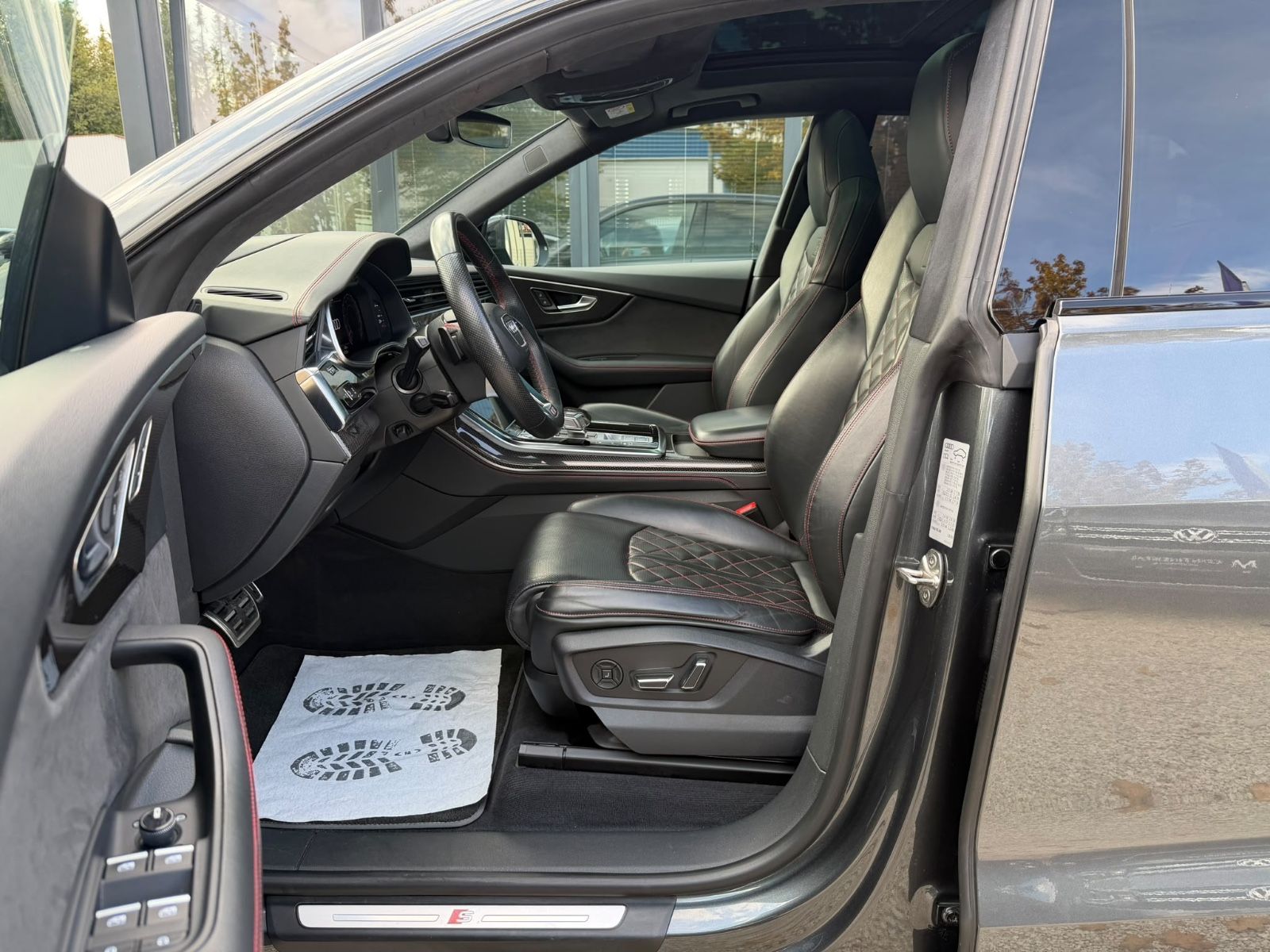 AUDI Q8 Q8 50 TDI quattro Competition Plus*Carbon*Pano*, Ansicht 26