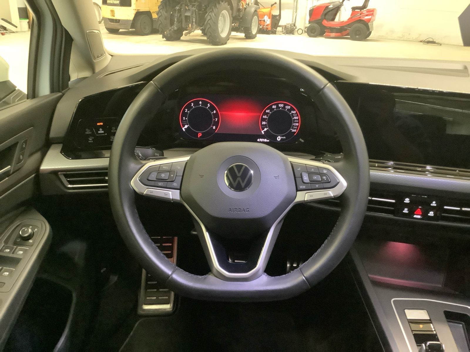 Golf Active 1,5 l eTSI 96 kW DSG Matrix, STH,