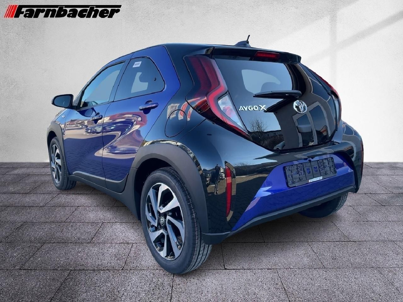 Fahrzeugabbildung Toyota Aygo X 1,0 l Teamplayer 5 M/T