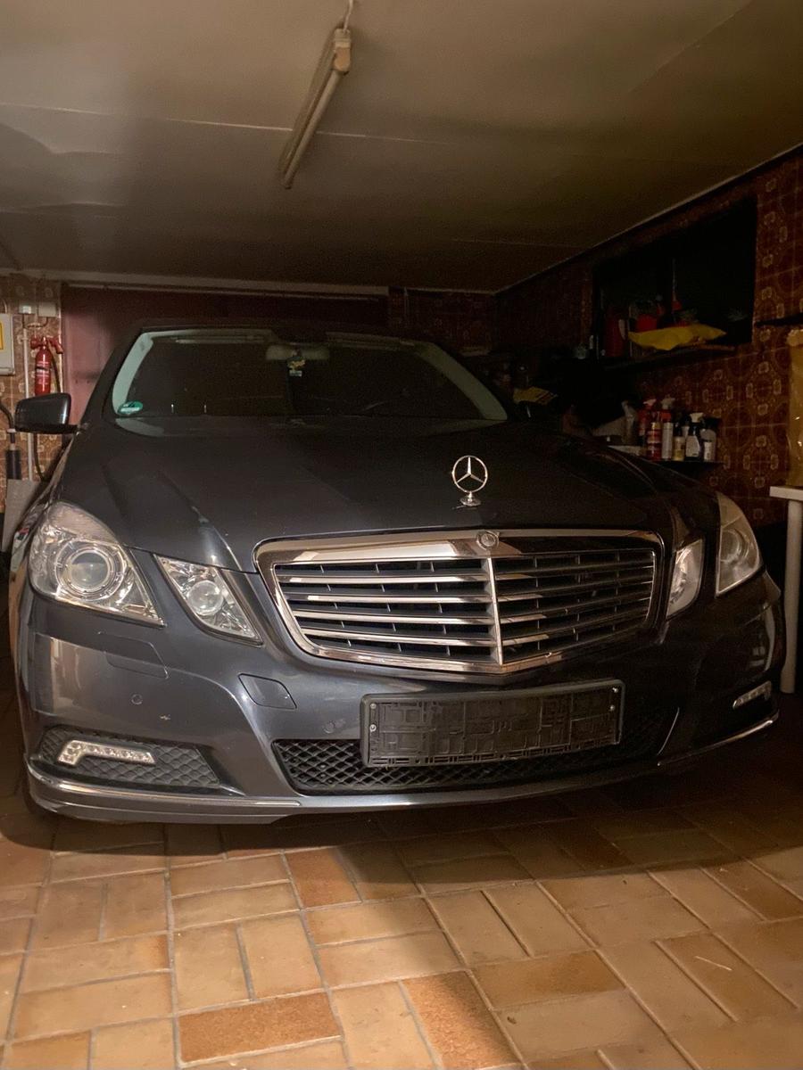 Mercedes-Benz E 220